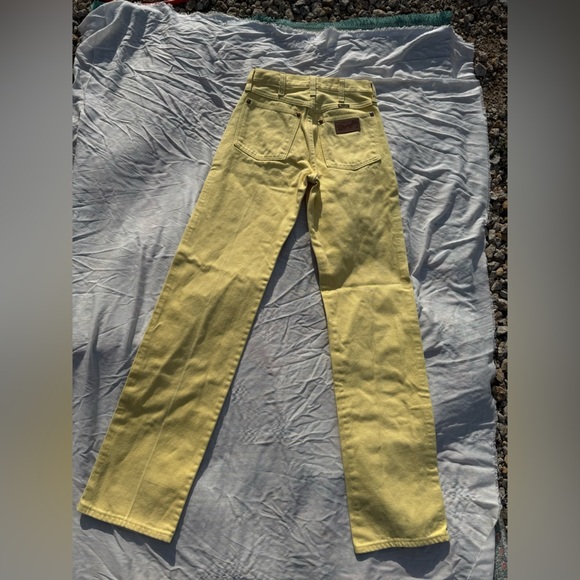 Vintage Wrangler Yellow Straight-Leg Jeans, Size 5 - Picture 2 of 6